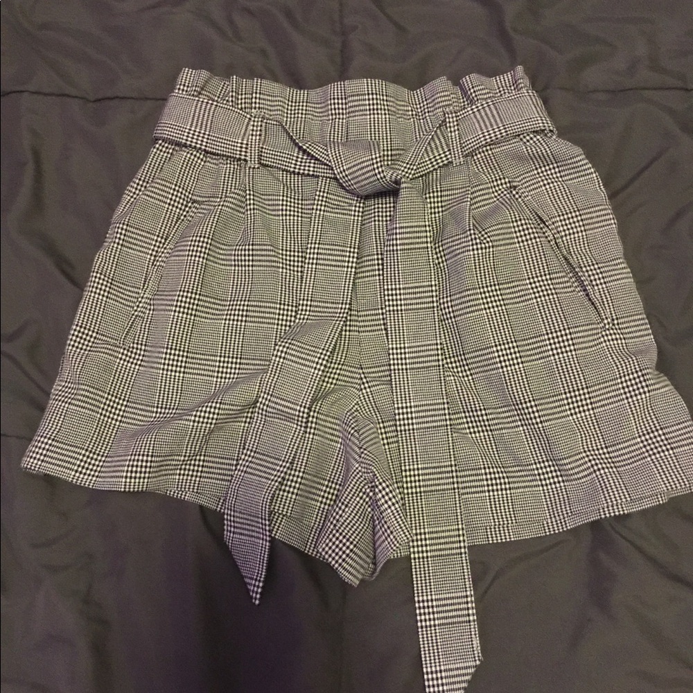 Zara paperbag shorts